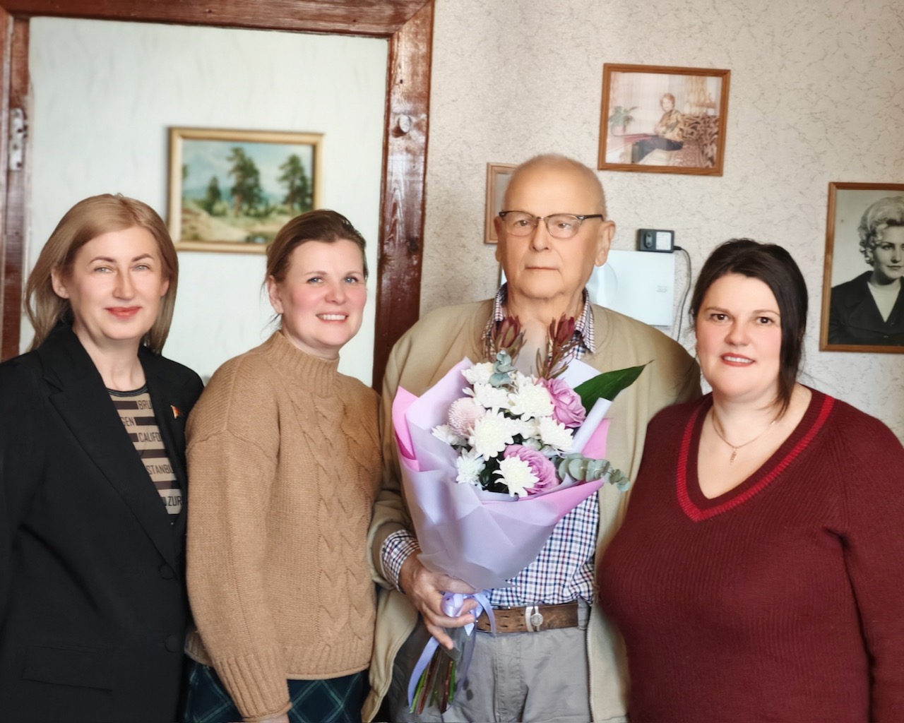 85-летний юбилей отметил ветеран здравоохранения г.Новополоцка Владимир Иванович Корниевский