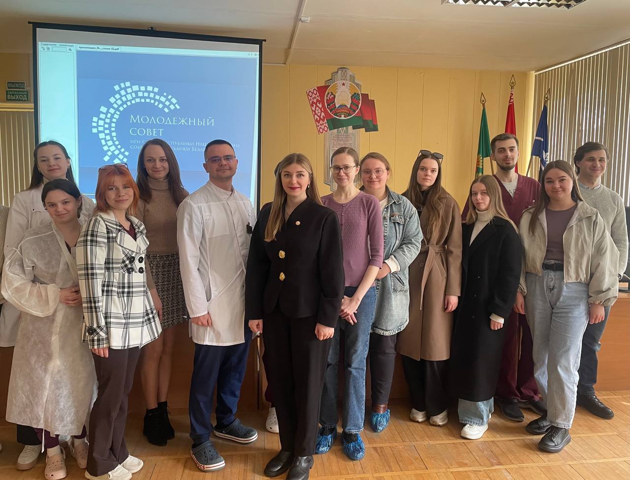 На связи – республиканский опыт: в Новополоцкой ЦГБ прошло расширенное заседание молодежного совета