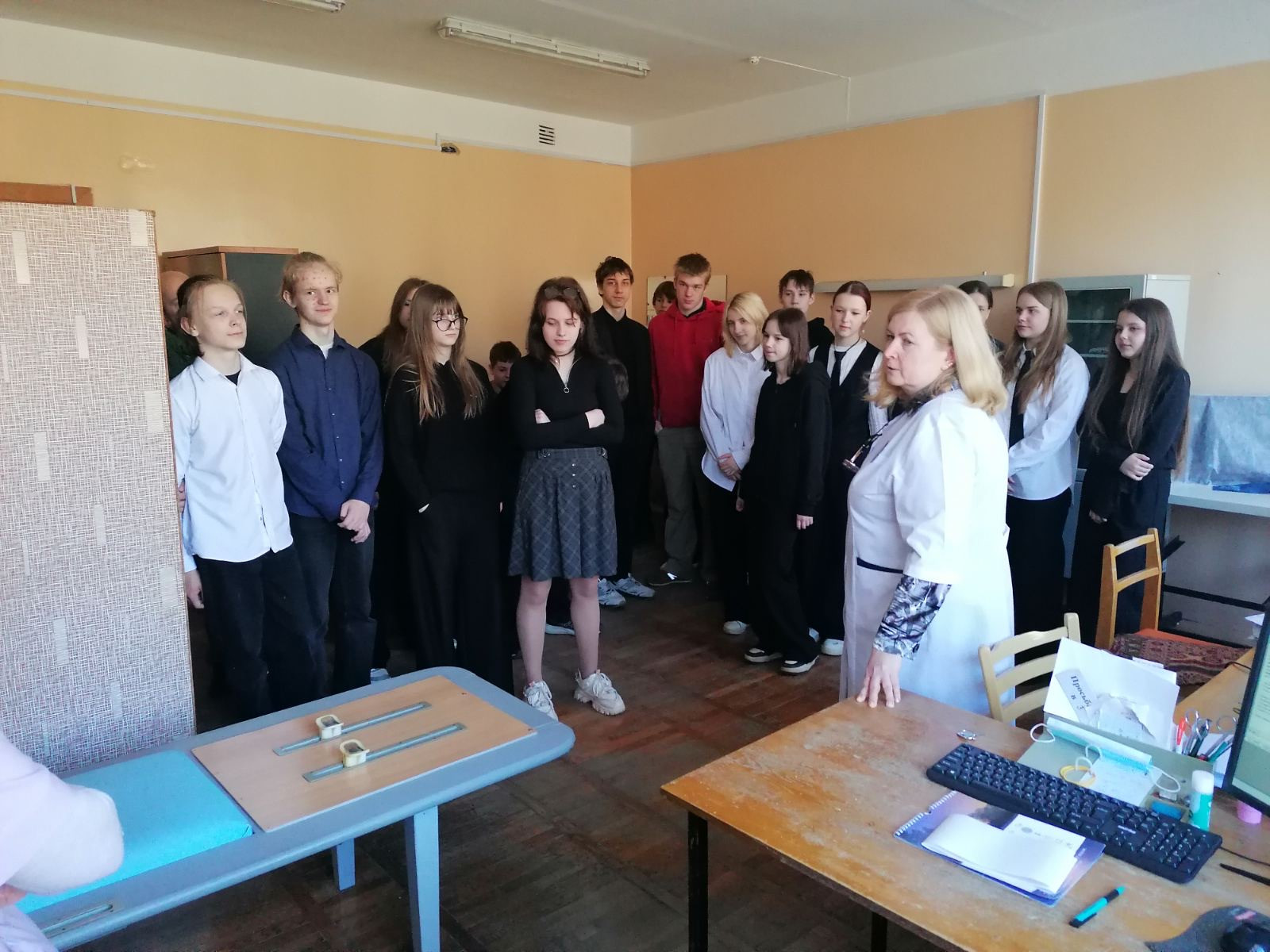 Профориентационная работа с учащимися Средних школ №2 и №10