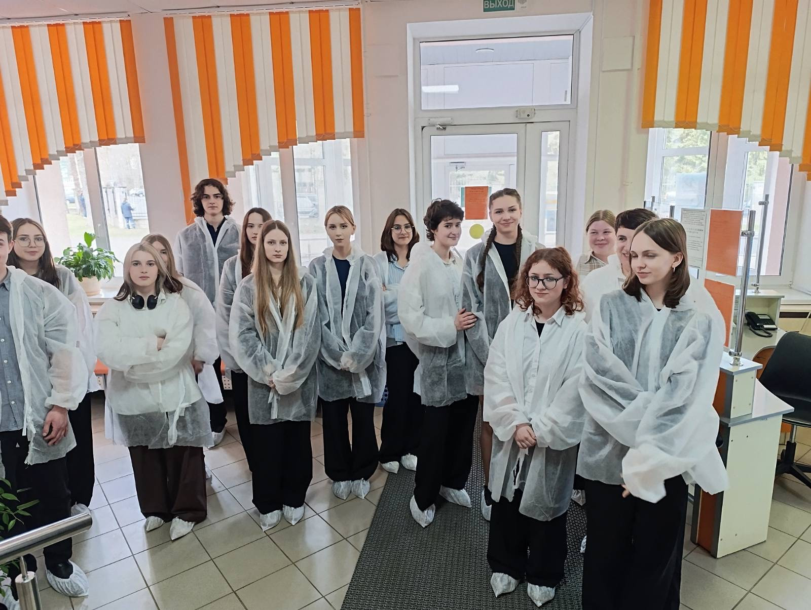 🚑Профориентация в действии: будущие медики из лицея Новополоцка погрузились в реальную работу больницы!